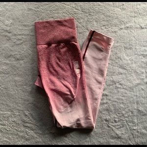 SOLD on Merc Beet/Chalk Ombré GymShark Seamless